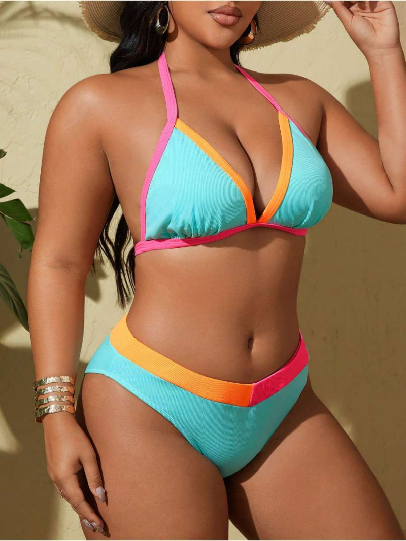 Plus Size Women's Color Block Halter Neck Triangle Cup Bikini - High Waisted Sexy Open Back Ribbed Vacation Swimwear