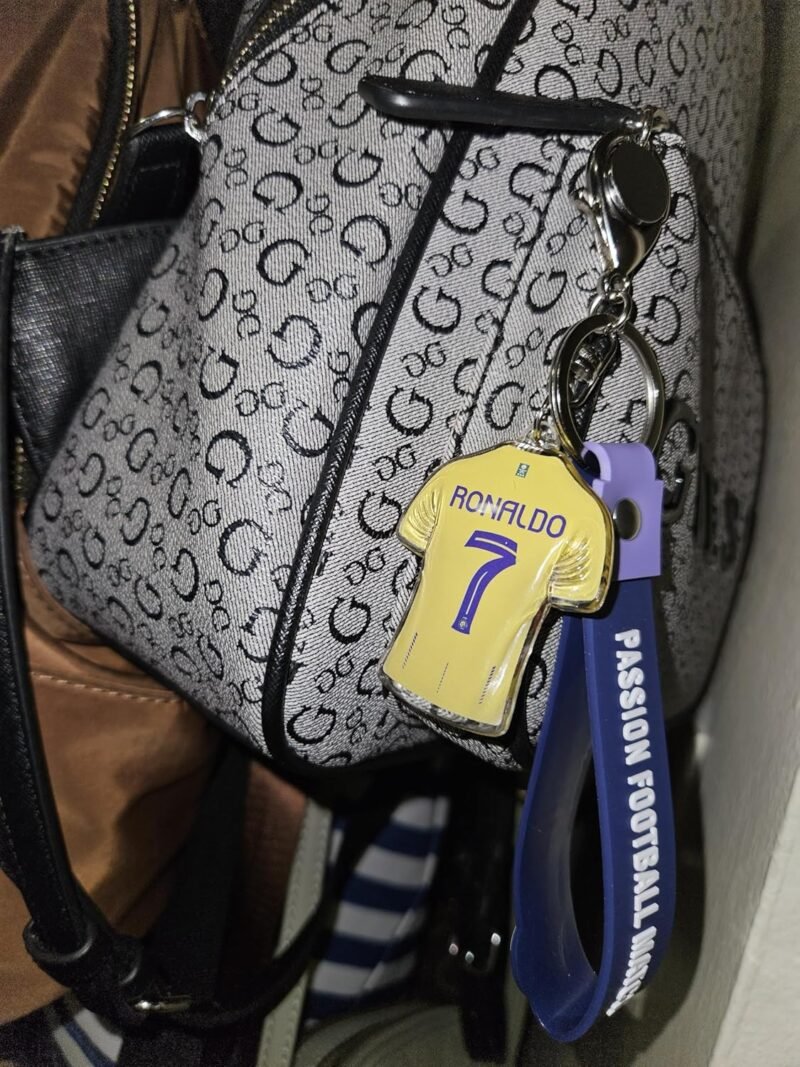 91fH5ghLkL._AC_SL1500_ Smiling Portugal CR7 Ronaldo Keychain